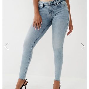 NWT True Religion Skinny Jeans